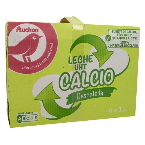 AUCHAN Leche desnatada de vaca, enriquecida con calcio 6 x 1 l. Producto Alcampo